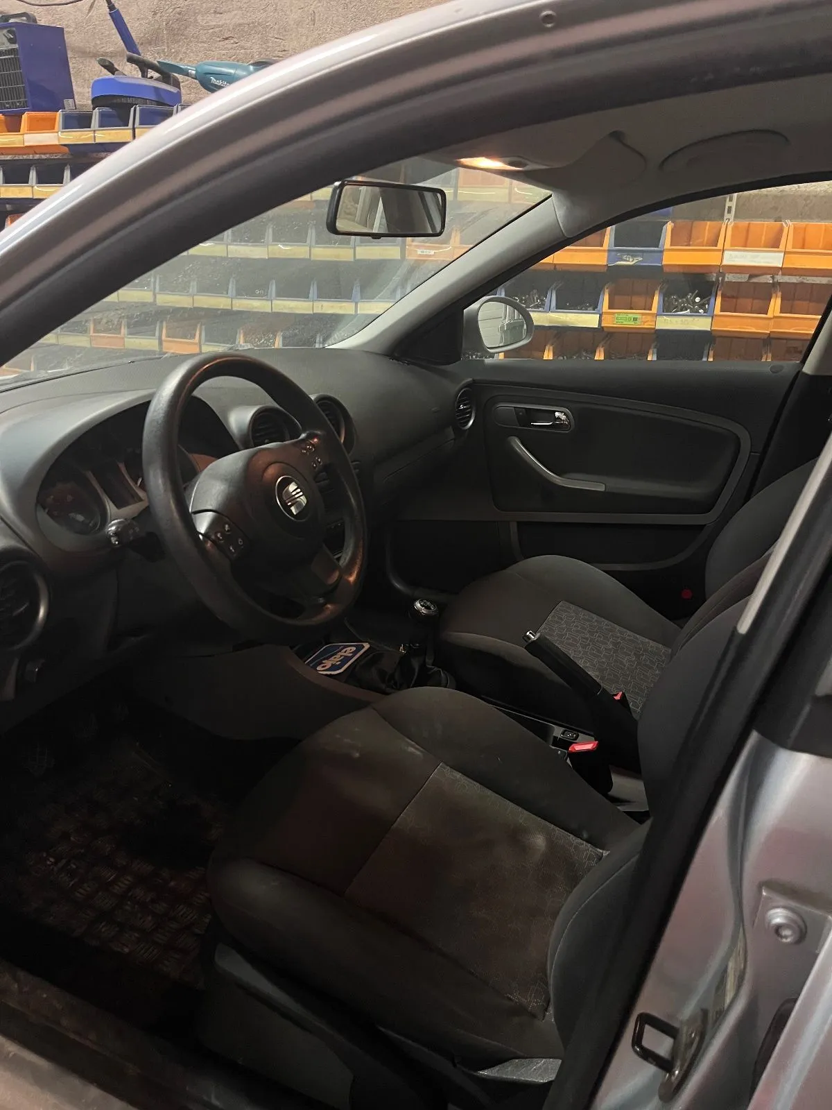 SEAT Ibiza III 2008, bild 7 av 9