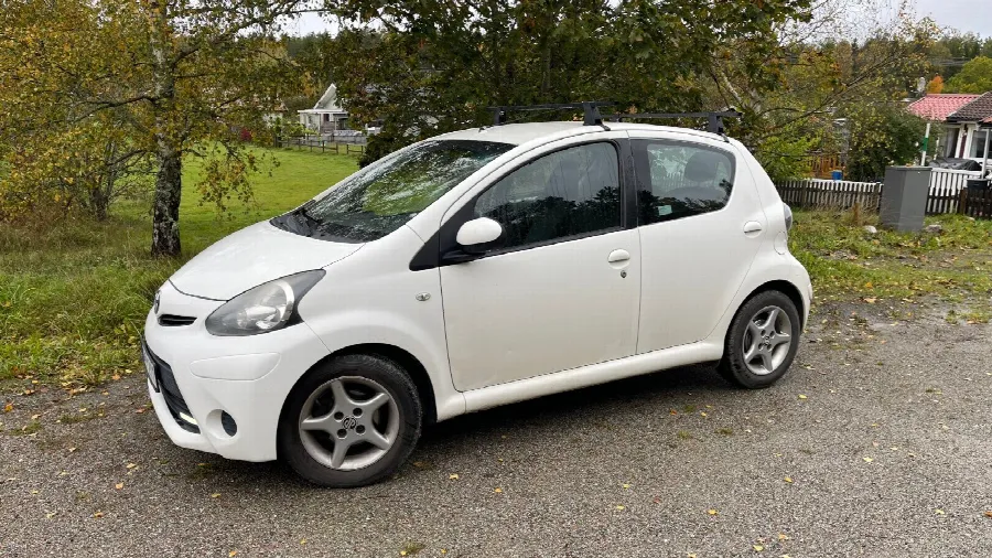 Toyota Aygo 1.0 VVT-i LIFT AC Bluetooth Servad Bes/skatt ++ '14, bild 7 av 12