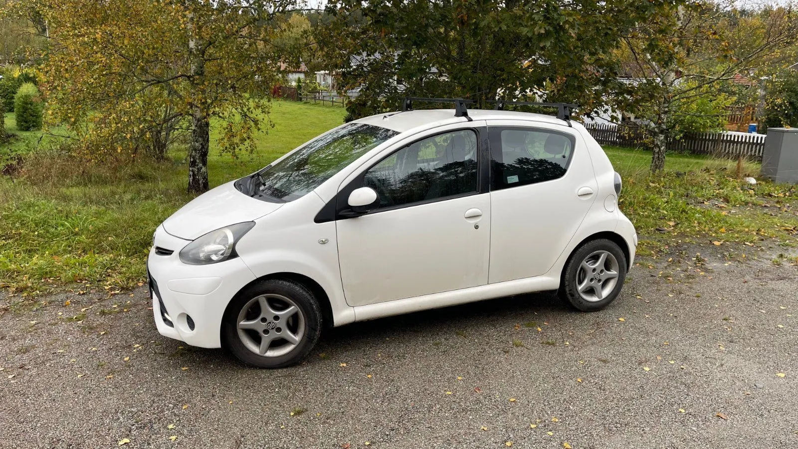 Toyota Aygo 1.0 VVT-i LIFT AC Bluetooth Servad Bes/skatt ++ '14, bild 3 av 12