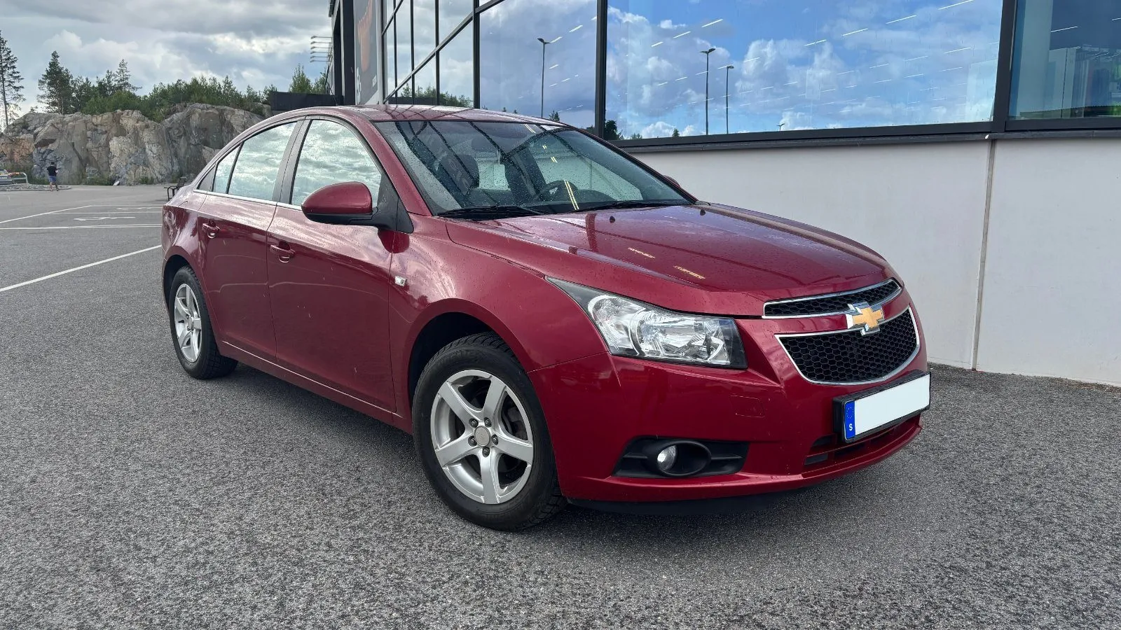Chevrolet Cruze LT 1.8 Bensin AUTOMAT + NAVI + Vinterdäck + Nybesiktigad + Lågmilare ++, bild 6 av 12