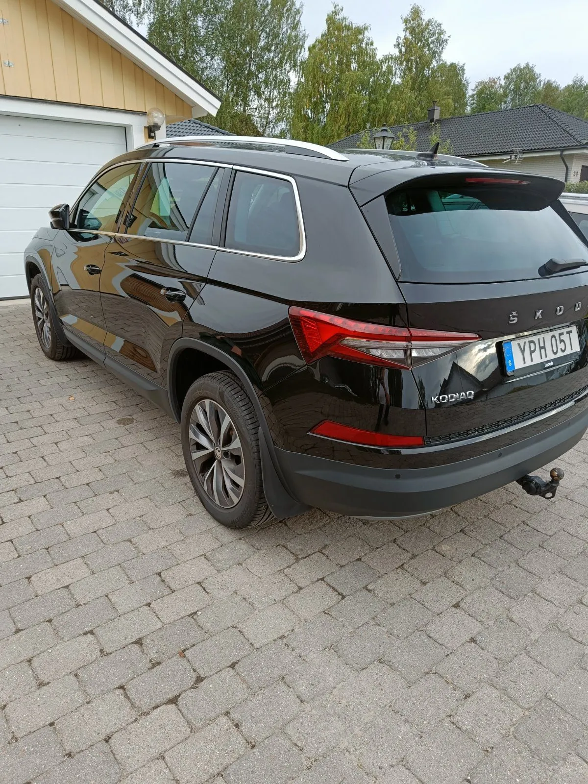 Škoda Kodiaq 2.0 TDI 200 hk 4x4 DSG Style Adventure Edition – 2024, bild 4 av 11