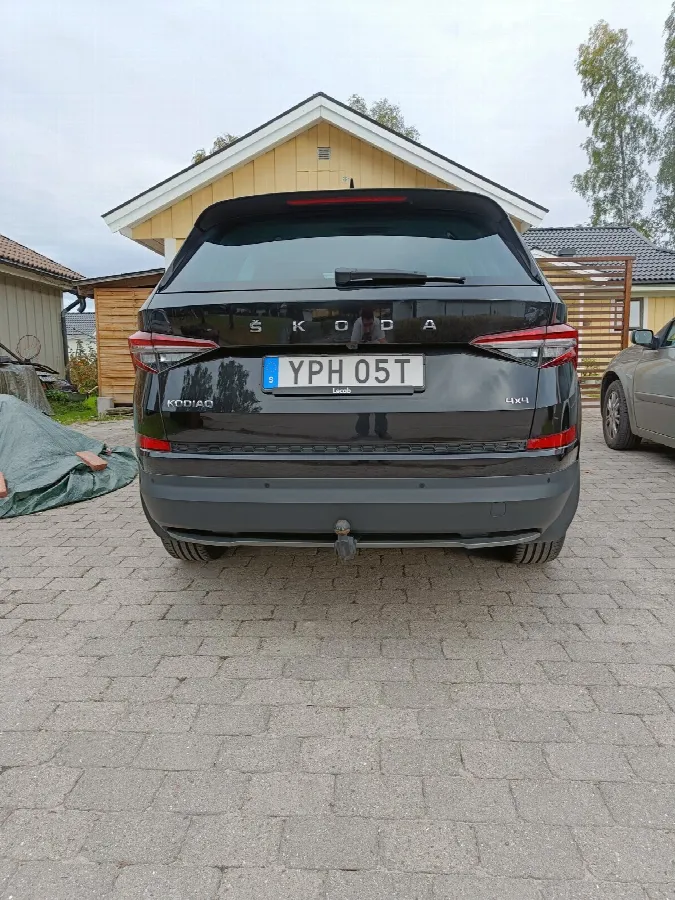 Škoda Kodiaq 2.0 TDI 200 hk 4x4 DSG Style Adventure Edition – 2024, bild 5 av 11